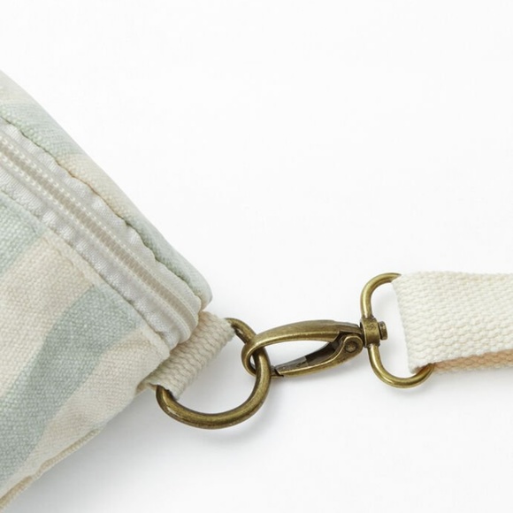 Billabong Striped Fanny Pack Waist Pack - Picture 5 of 8